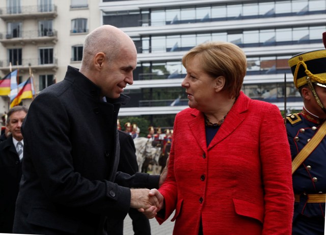  Larreta le entregó la Llave de la Ciudad a la canciller alemana Angela Merkel