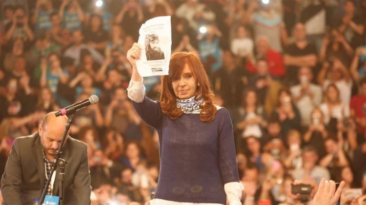  Cristina Kirchner relanzó su campaña: «dos de cada tres argentinos votaron contra el Gobierno nacional»