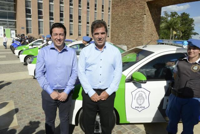  20 nuevos móviles policiales para fortalecer la seguridad en Malvinas Argentinas