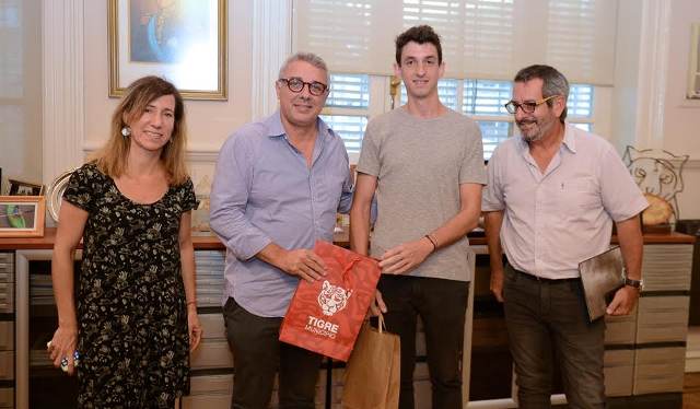  Julio Zamora recibió al artista de Tigre que realizará intercambio cultural en Kaohsiung