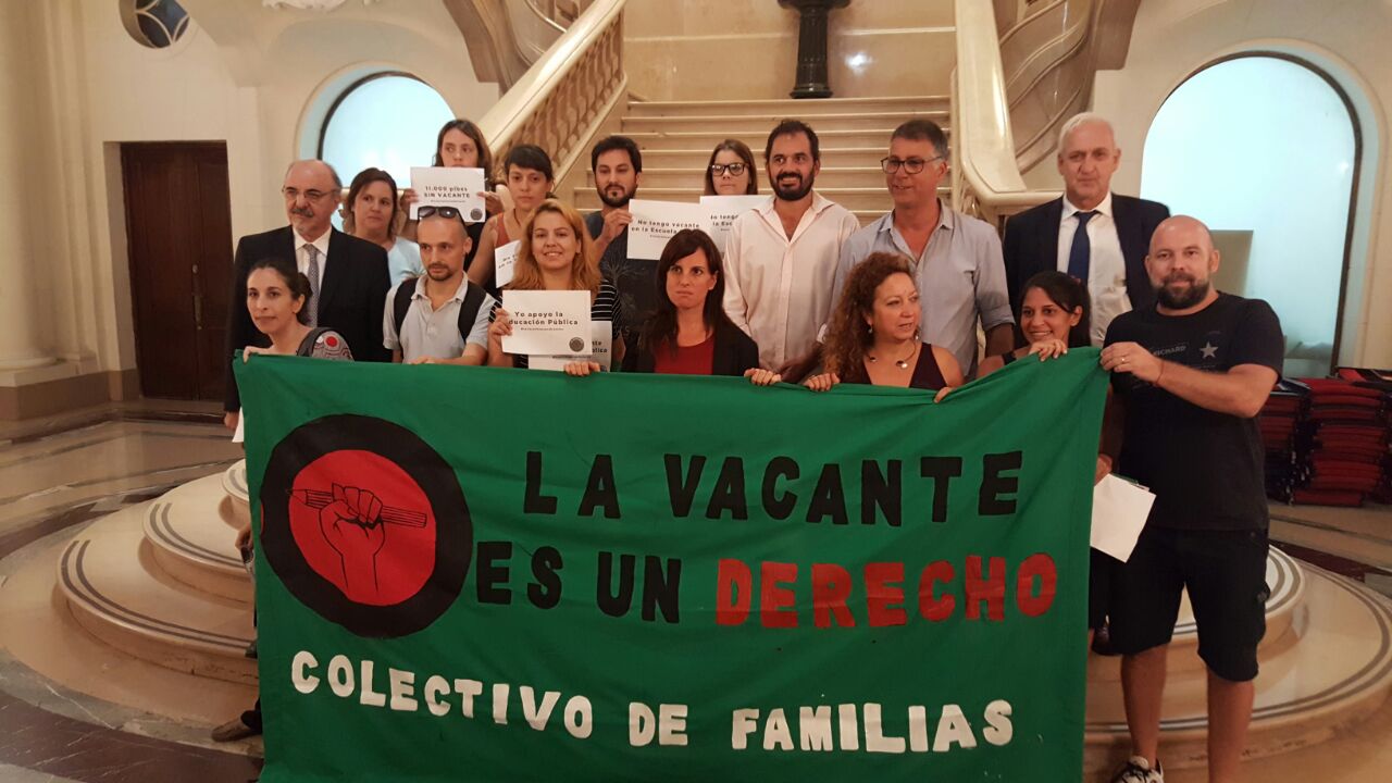  Pokoik: «Miles de padres y madres siguen reclamando la vacante para sus hijos y el Ejecutivo les da la espalda»