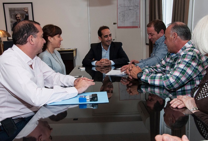  Tagliaferro firmó el acuerdo paritario para empleados municipales