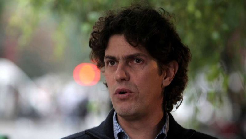  Lousteau: «Si la economía y los industriales deben competir, ¿por qué los políticos no?»