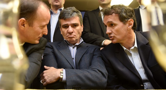  El flojo desempeño de Randazzo complica a dos intendentes de la primera