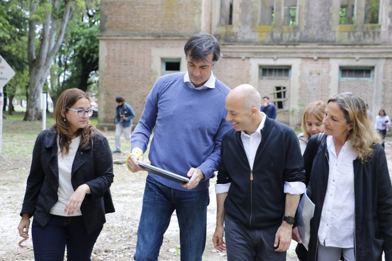  Bullrich hizo campaña en Pilar junto a Ducoté