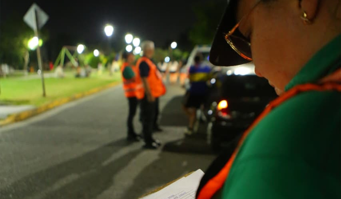 Operativos de seguridad y control vehicular en plazas de Monte Grande